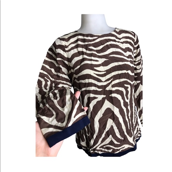 J. Crew | Silk giraffe print blouse half sleeves - Picture 2 of 11